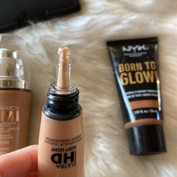 Huge bundle of foundation/contouring/bronzer- mixed brands! - Picture 11 of 12